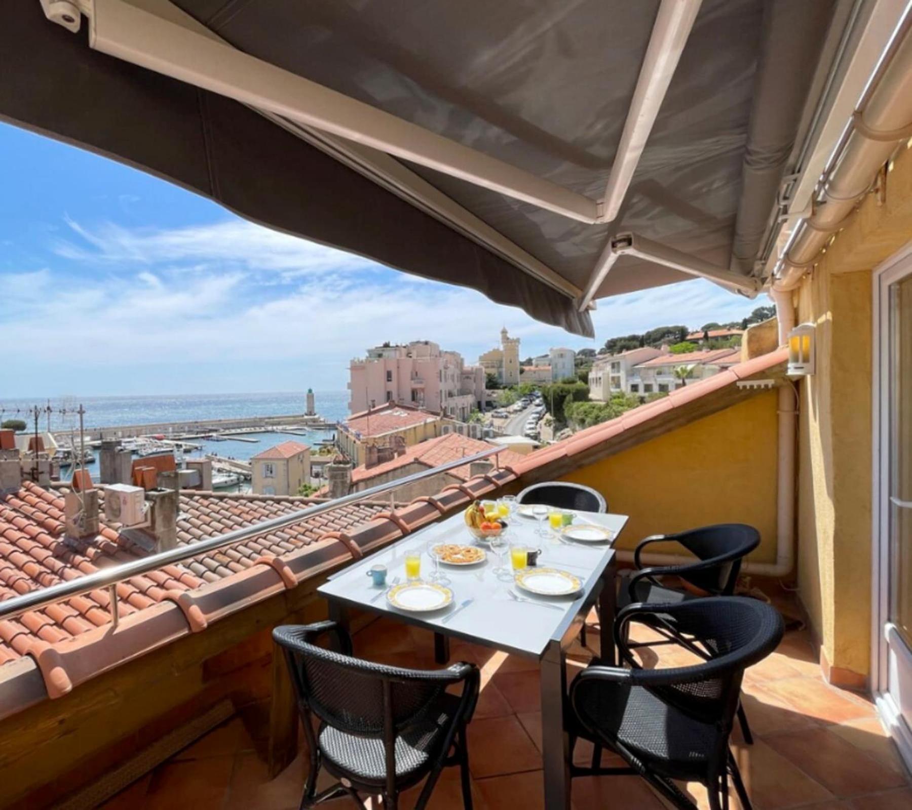 La Perle De Cassis - Terrace With Sea View Apartment Bagian luar foto